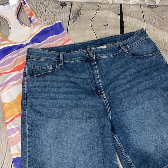 Womens plus size denim shorts size 20 - Picture 1 of 5
